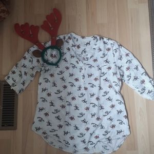 Christmas Blouse w/ free accessory